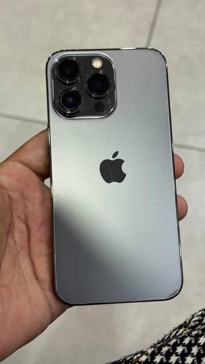 Apple iPhone 13 Pro