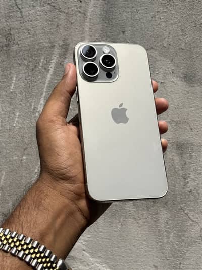 iPhone 15 Pro Max jv 256gb 100 health original