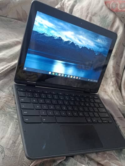 Lenovo 300e Touchscreen 360 Rotatable Chromebook