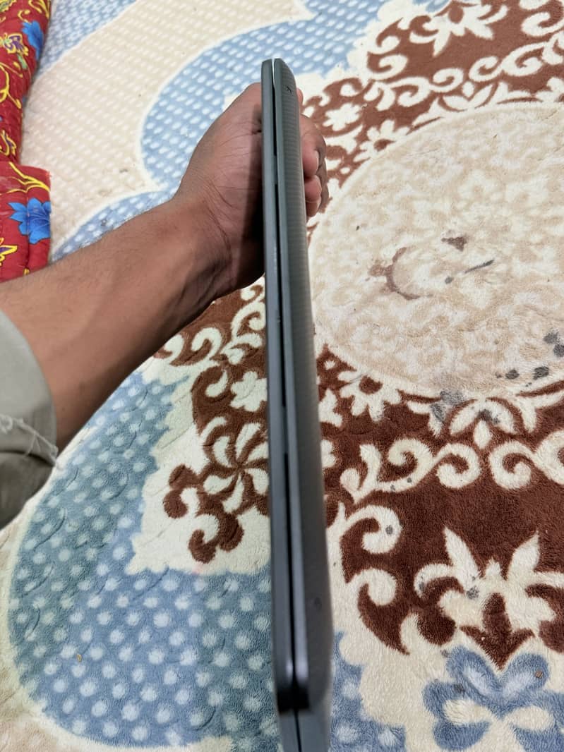 Laptop 4