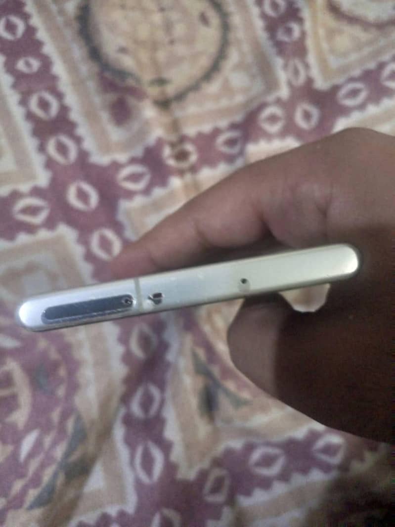 Samsung Mobile Note 10 Plus 3