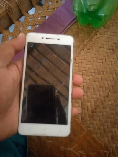 OPPO A37