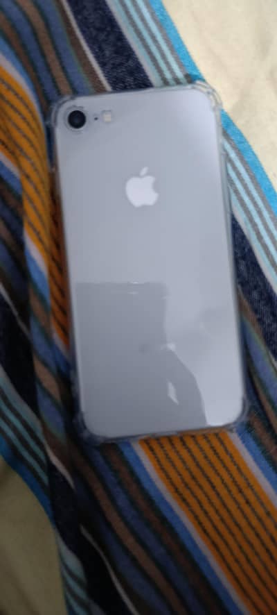 Apple iPhone 8