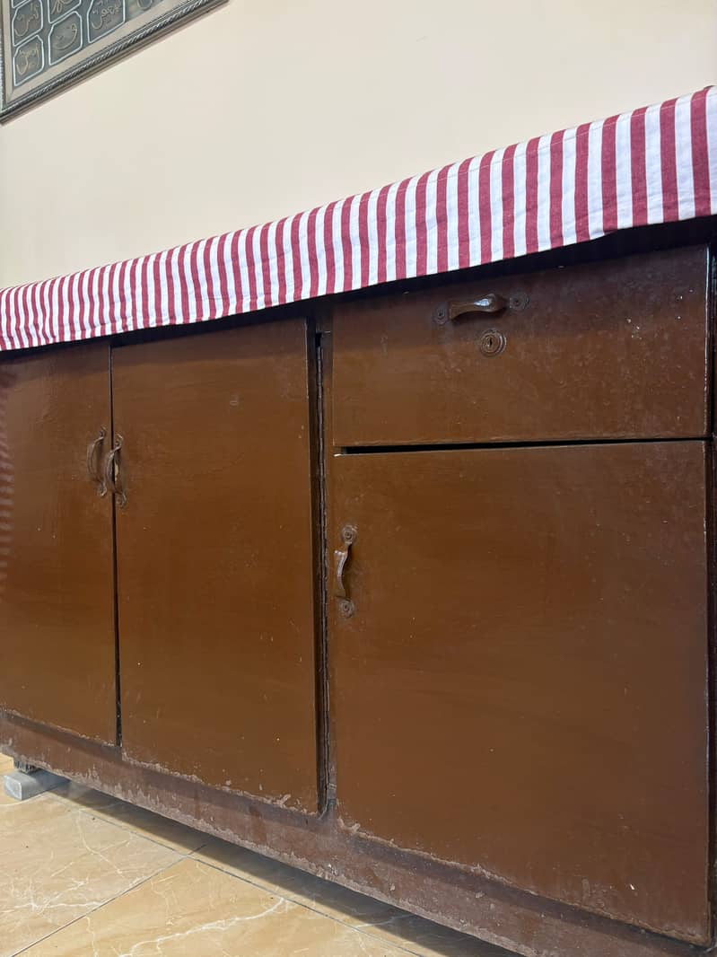 Iron Table 1