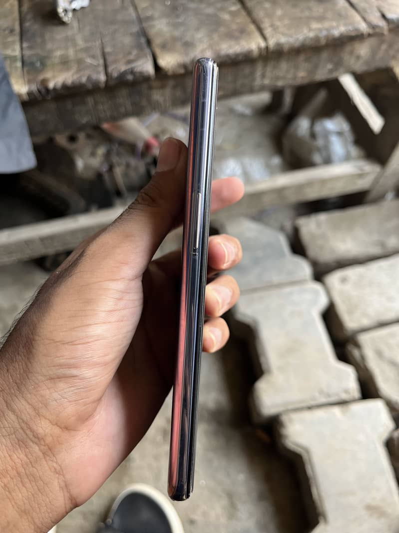 One Plus 9 4