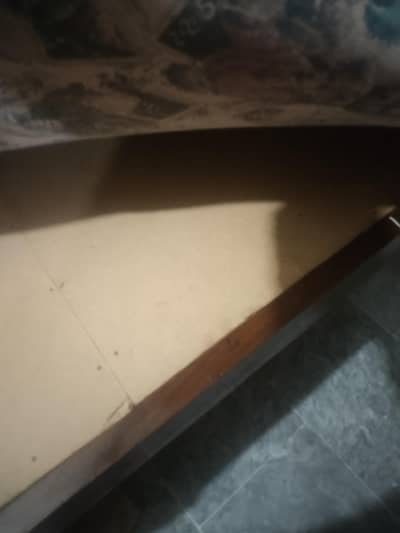 arjnt sale krna hai Piso ki zarort hai