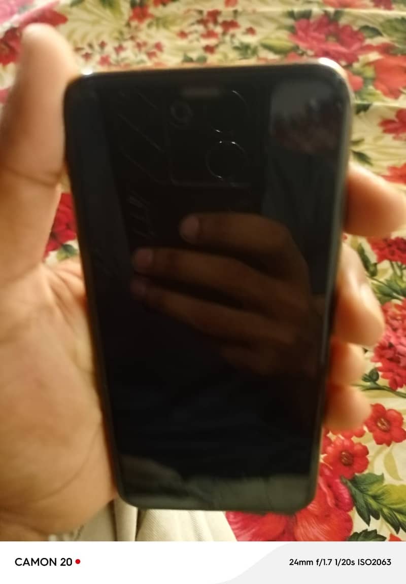 Apple iPhone 11 Pro 2