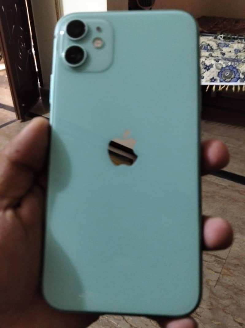 Apple iPhone 11 0