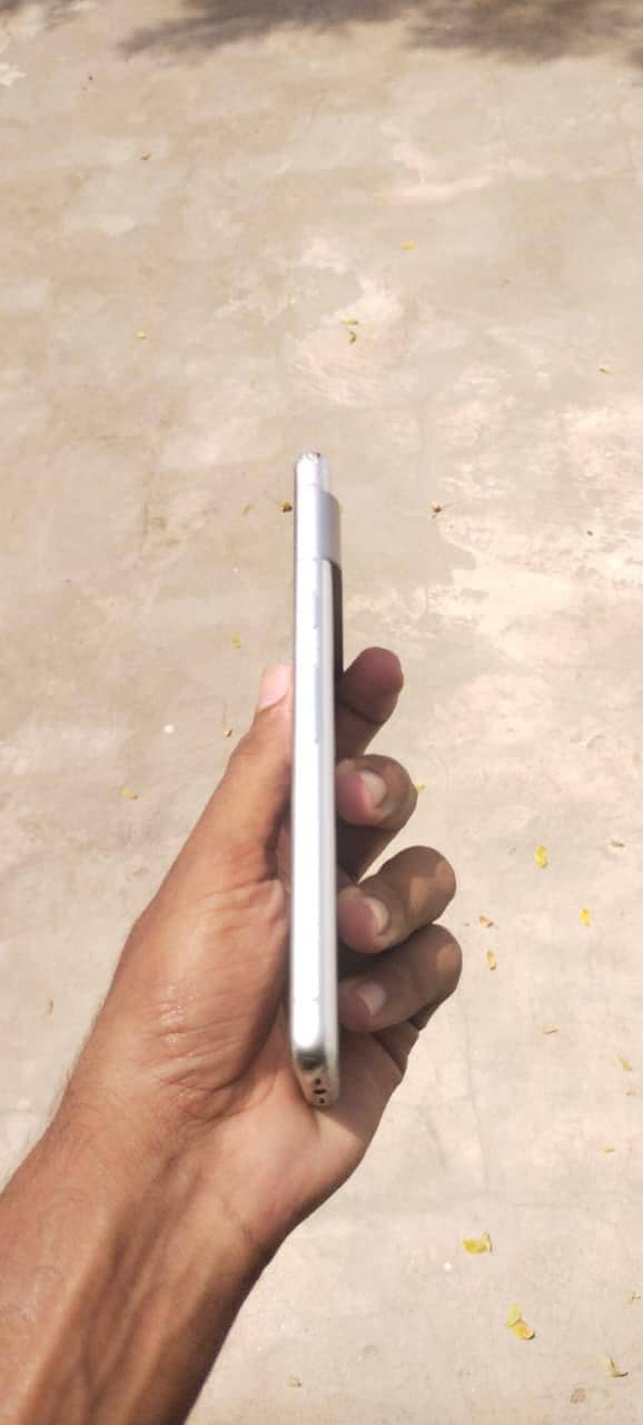 Google Pixel 7 5