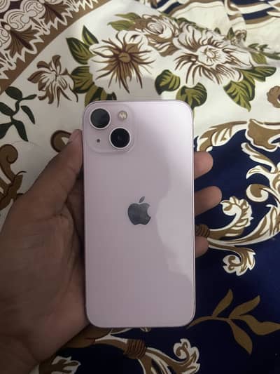 Apple iPhone 13