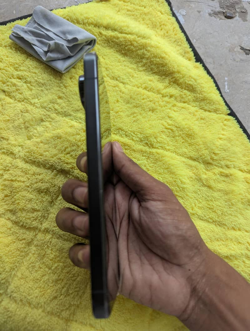 Google Pixel 9 Pro 4