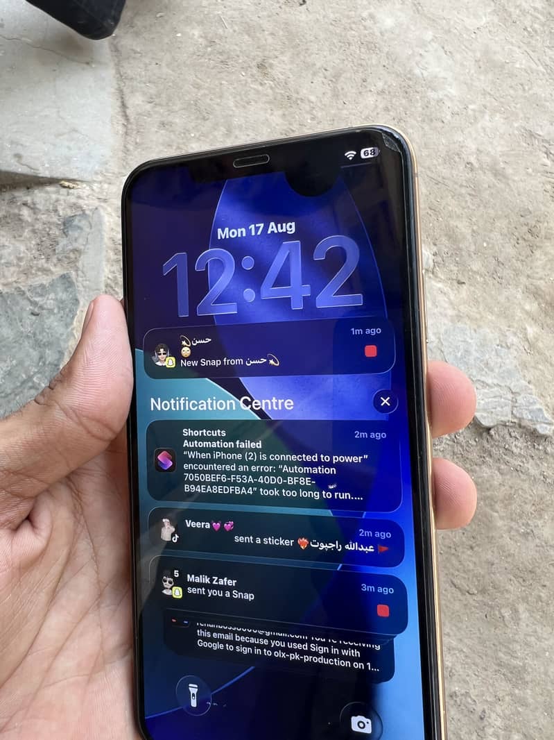 Apple iPhone 11 Pro Max 2