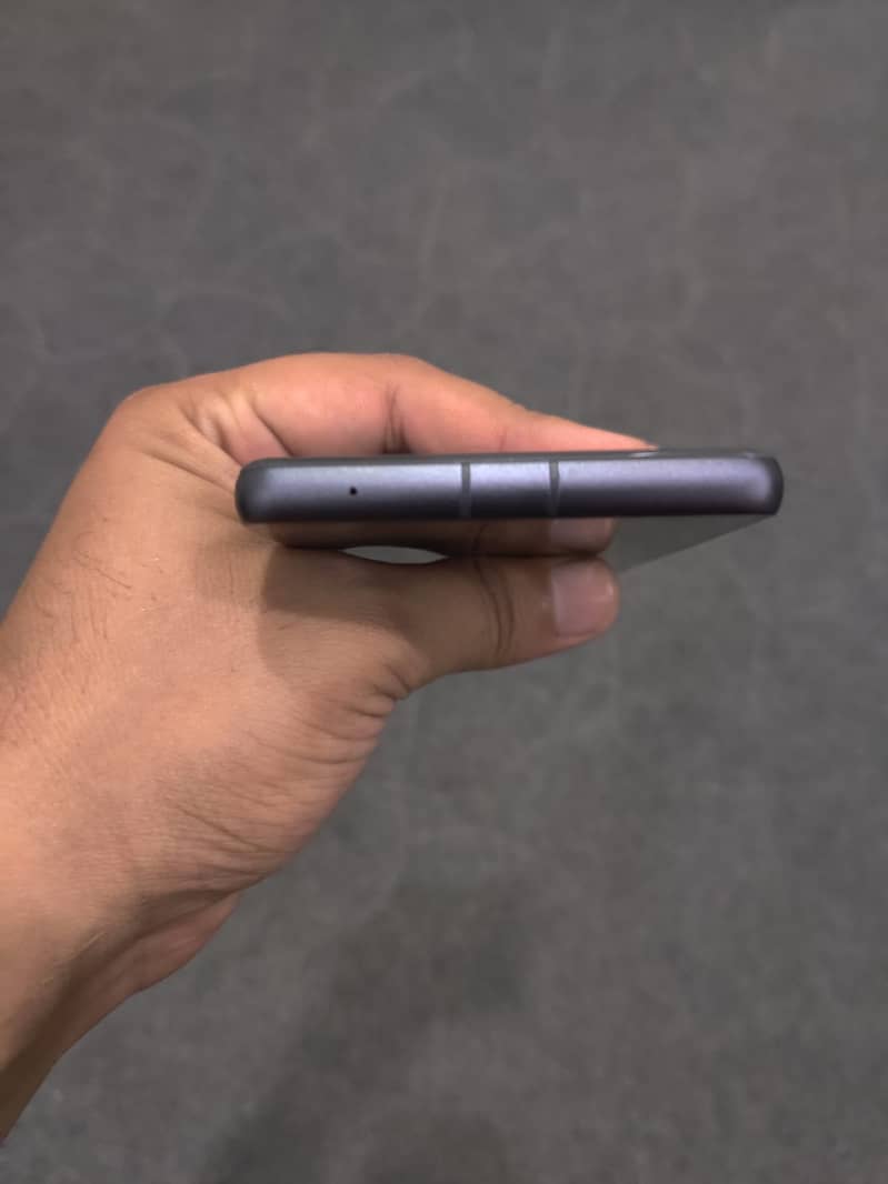 Google Pixel 7a 4