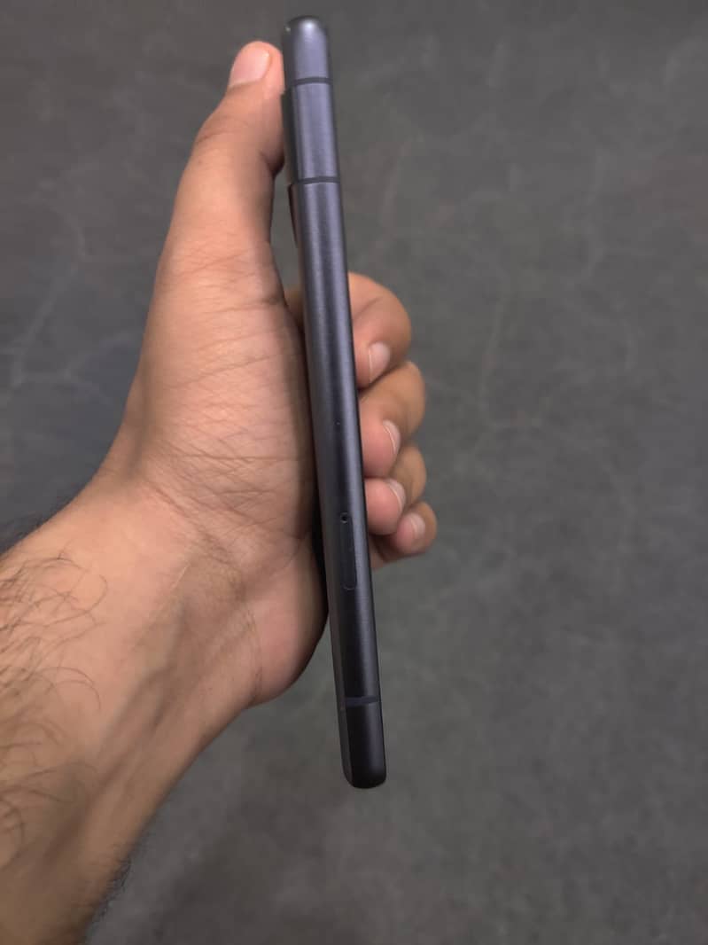 Google Pixel 7a 5