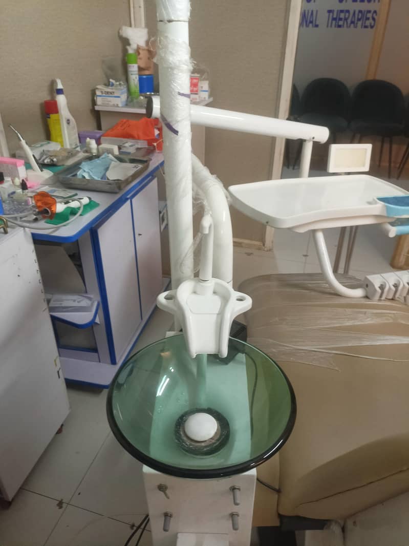 dental unit 1