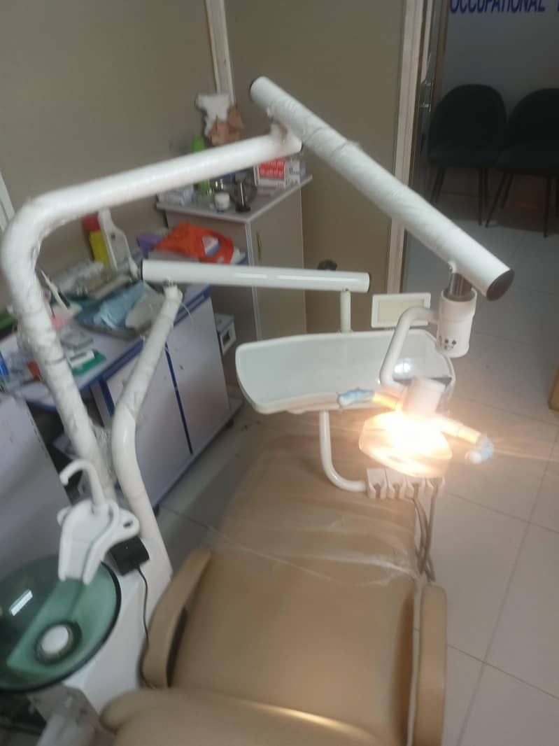 dental unit 4