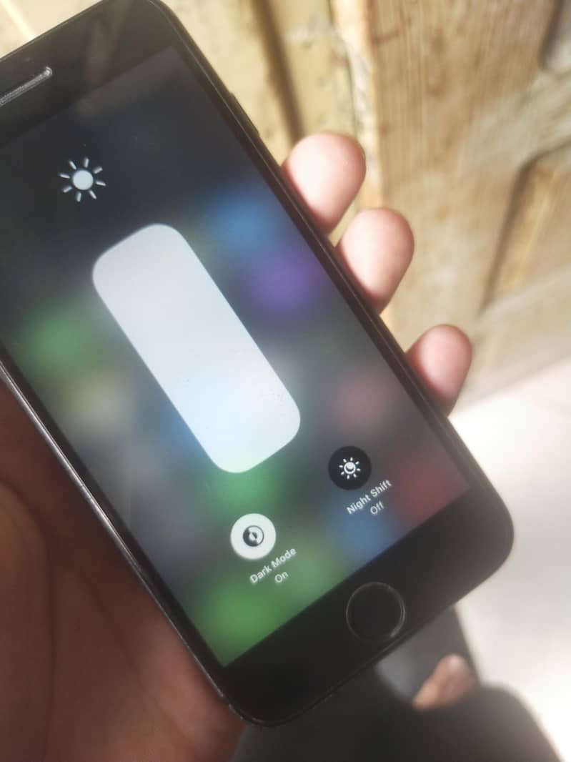 Apple iPhone 8 7