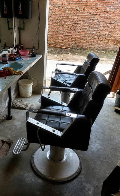 salon chair new chair 28000 ki ha