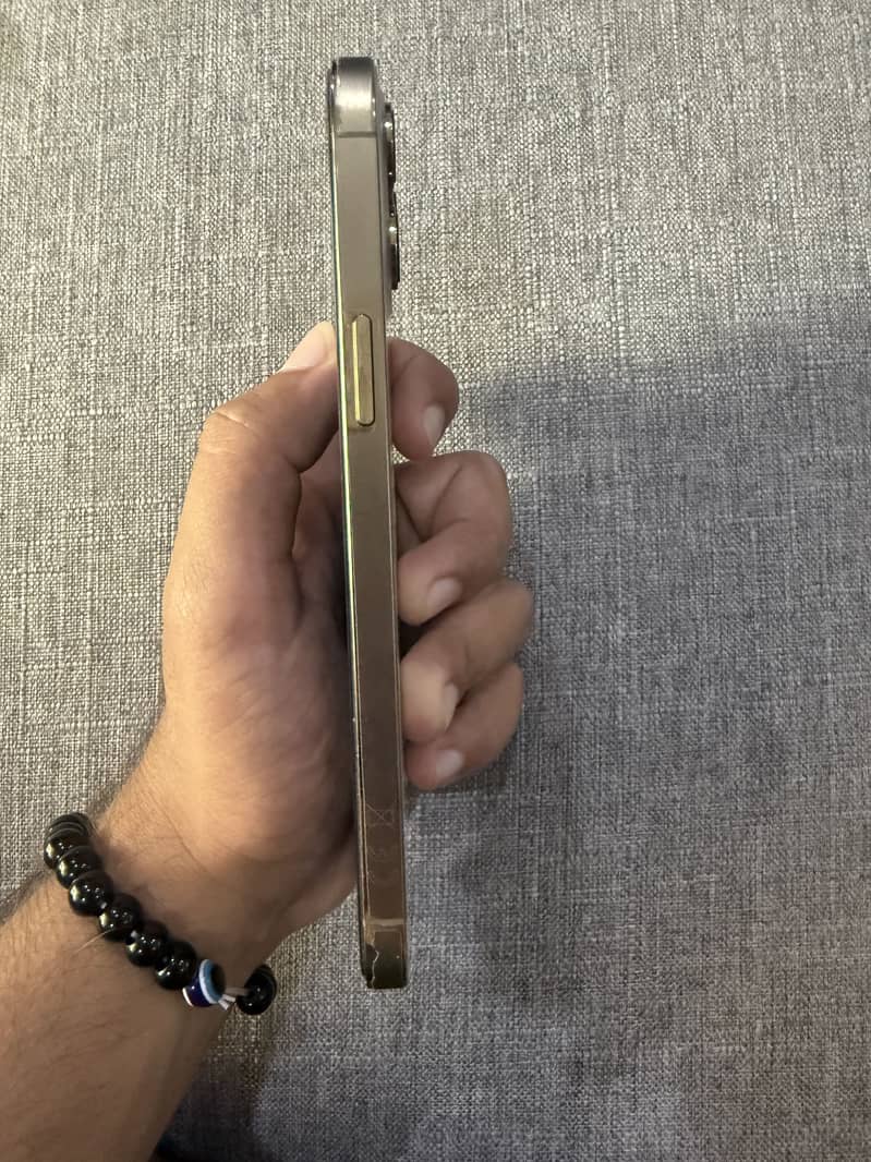 Apple iPhone 12 Pro Max 2