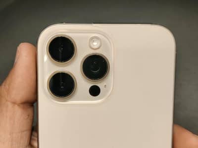 Apple iPhone 16 Pro Max  256 Desert Titanium
