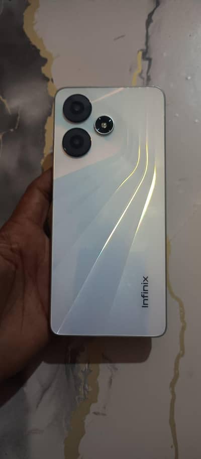Infinix Hot 30