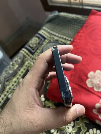 Apple iPhone 13 FU