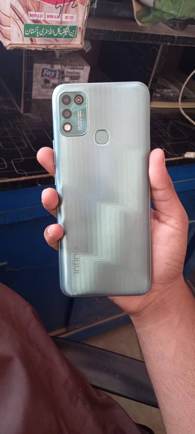 Infinix Hot 11 Play