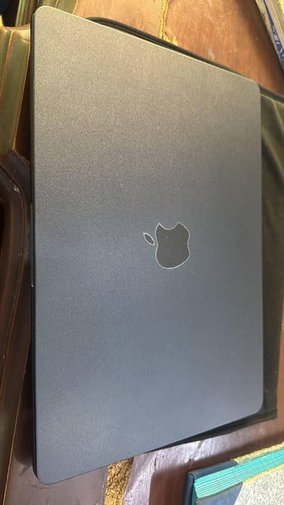 Macbook Air m4 16/256 gb full box in warranty