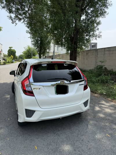 Honda Fit RS 2014/2018 Bumper to Bumper Geniue Paint