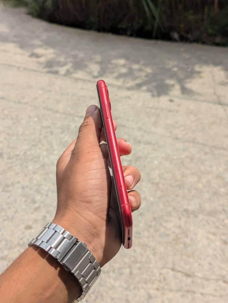 Apple iPhone 11 2