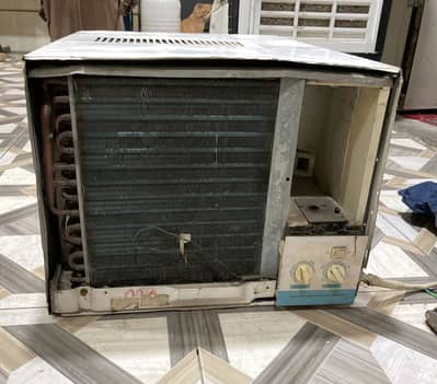 Carrier window ac 0.75 ton working condition