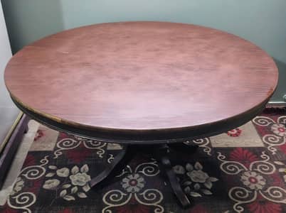 WOODEN TABLE FOR SELL IN 10/10 CONDITION WITHOUT CHAIRS