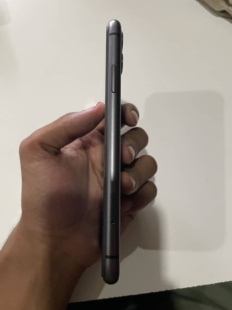 Apple iPhone 11 1