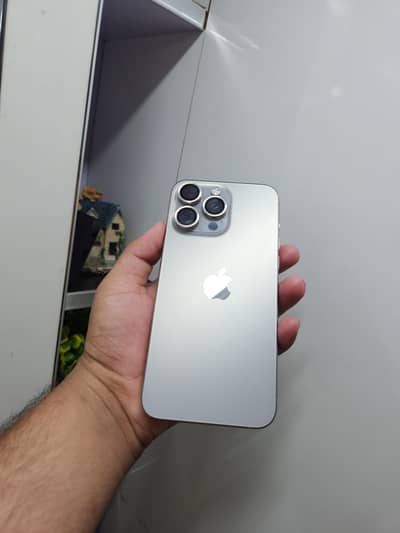 Apple iPhone 15 Pro Max