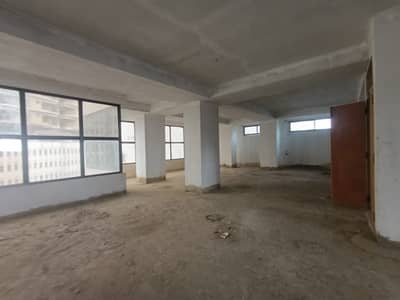 3520 SQ FT NEWLY CONSTRUCTED OFFICE MAIN KHALIQ-UZ-ZAMAN ROAD