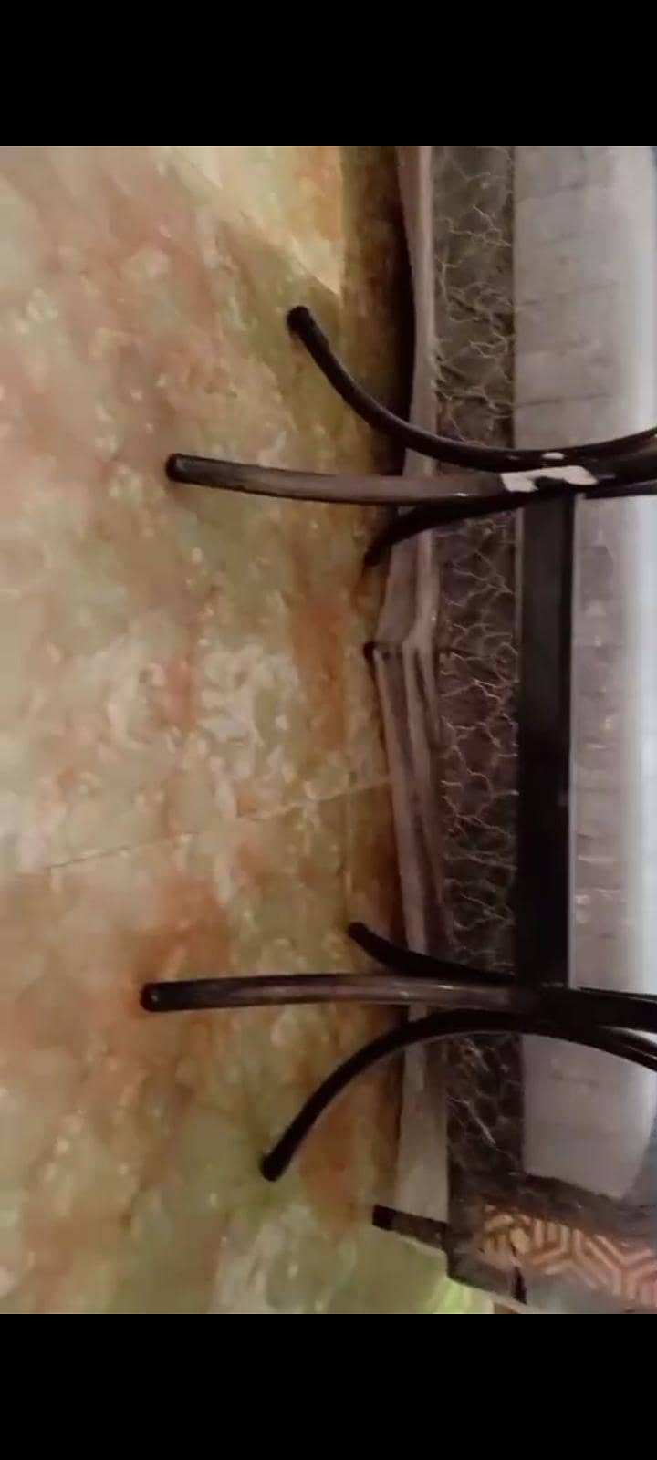 only dining table  okay condition 0