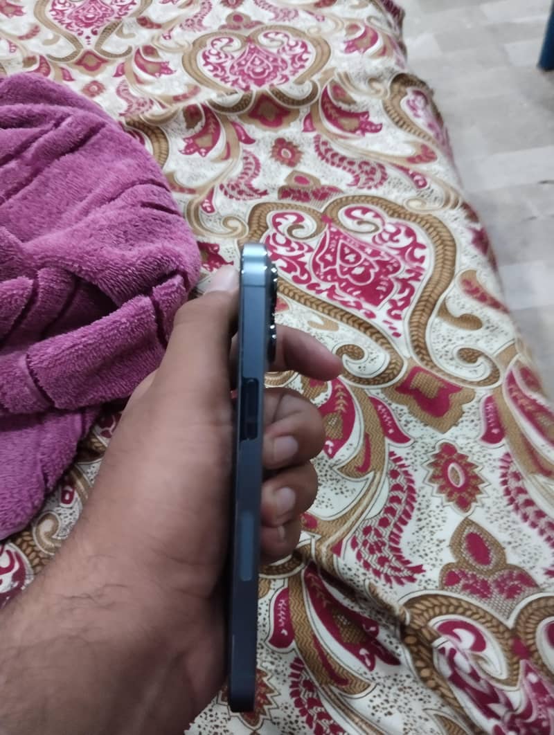 Apple iPhone 13 Pro 5