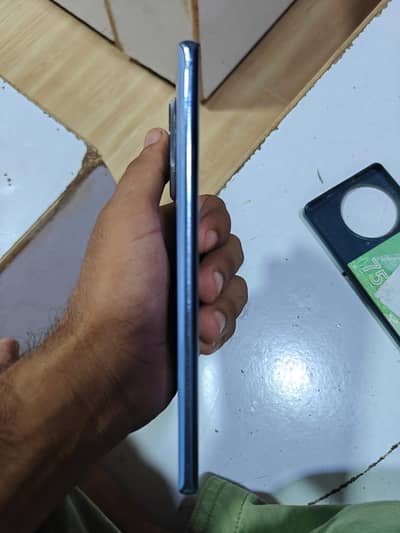 Tecno CAMON 30S