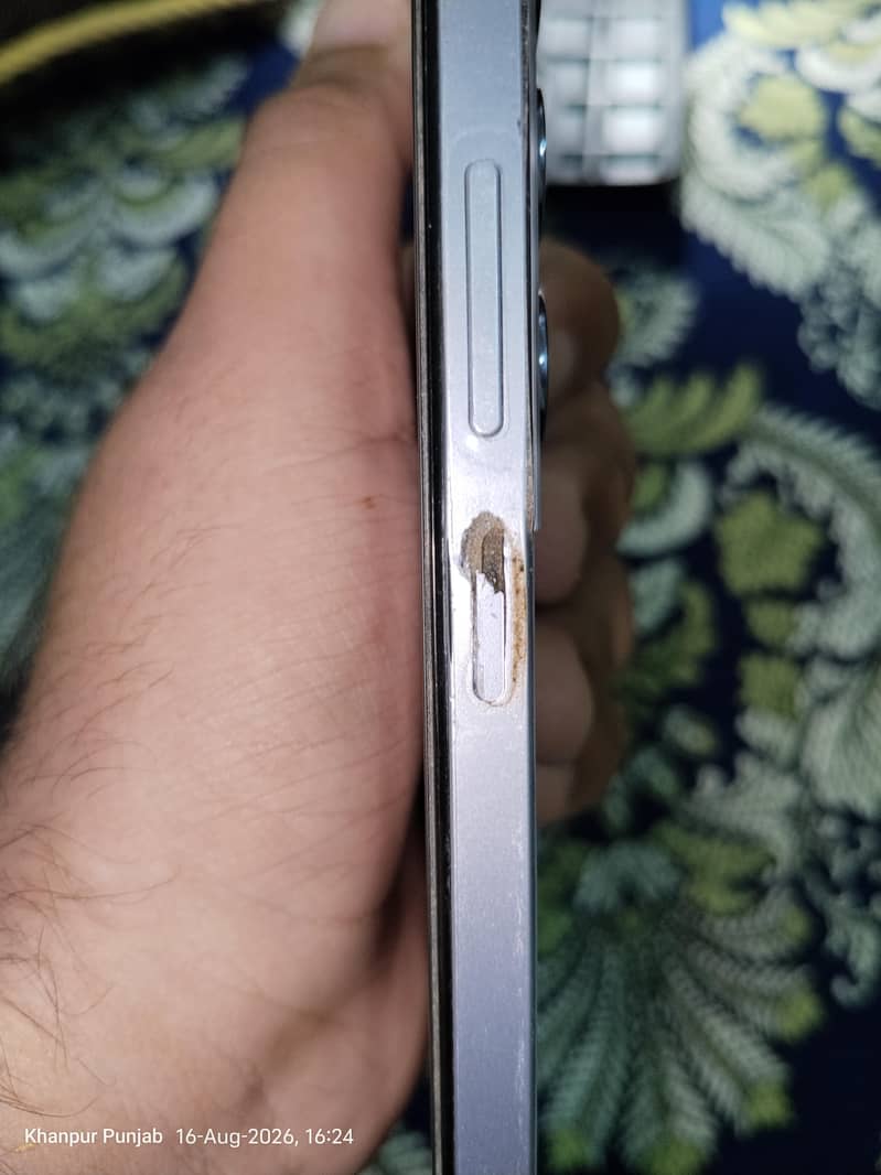 Realme C65 3