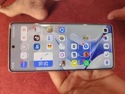 Vivo V40 official pta box charger