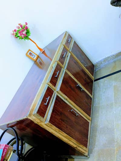 Console cabinet