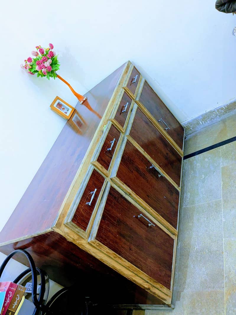 Console cabinet 0
