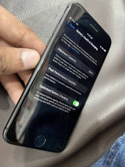 Iphone 8 PTA jst battery change all ok