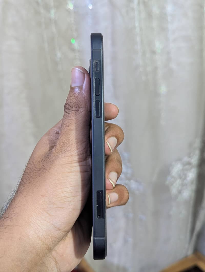 Apple iPhone 12 5