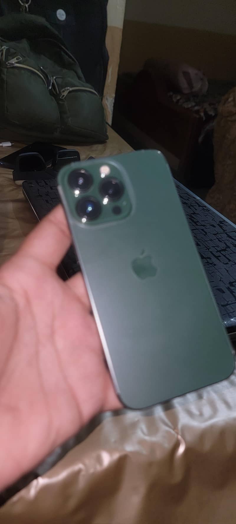 Apple iPhone 13 Pro 1