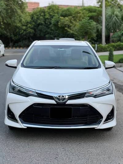 Toyota Altis Grande 2025