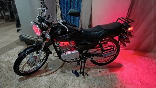 Suzuki Gs 150