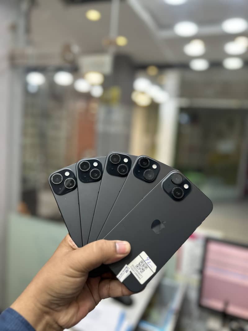 Apple iPhone 15 2