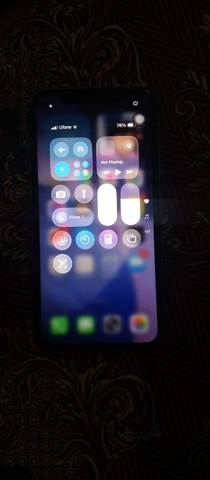 Apple iPhone 11 4