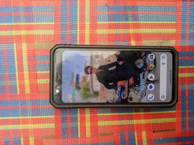 google pixel 4 urgent non pta esim Chala ge read ad please 03365011181